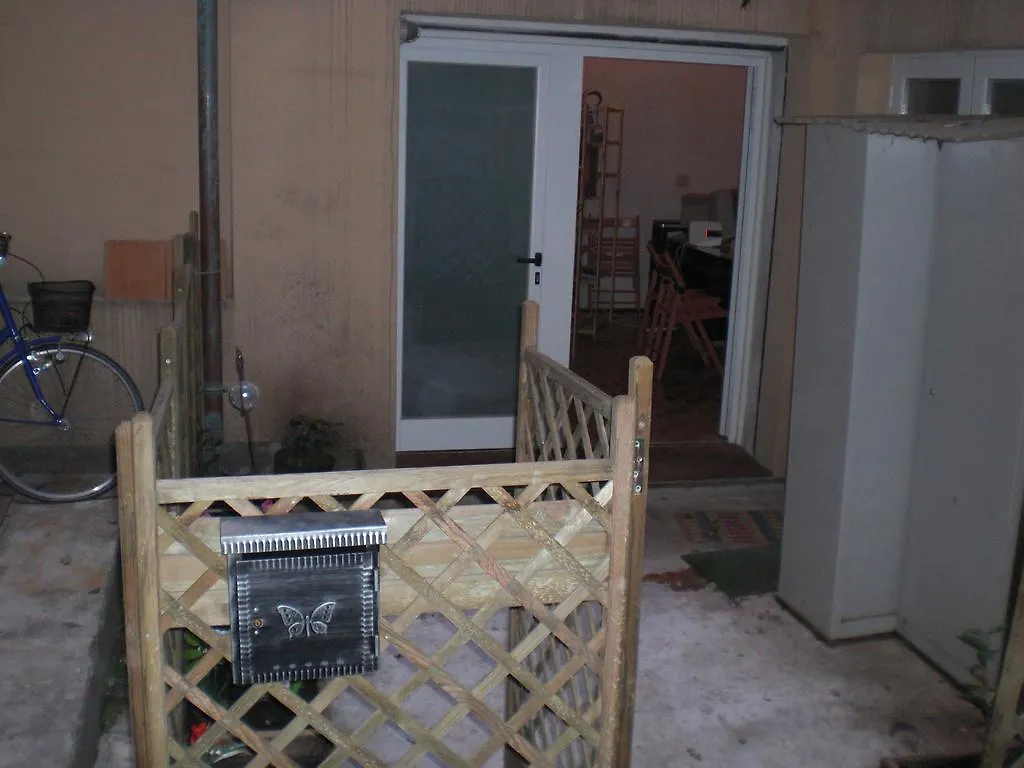 شقة Flat In Milan 3 إيطاليا